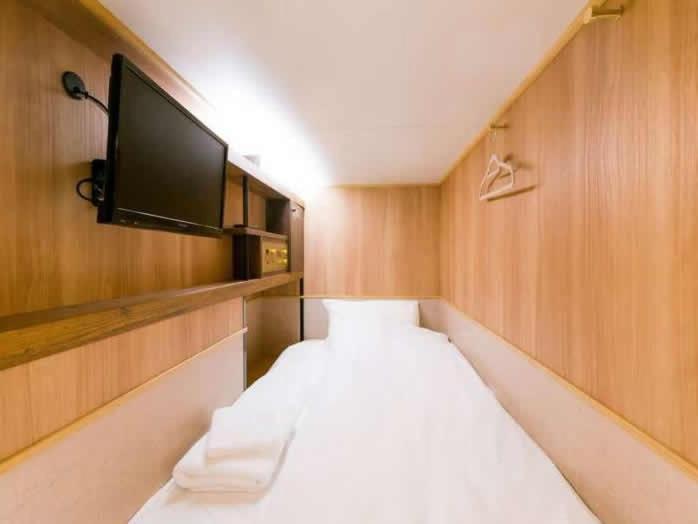 Cabin Inn Kyoto Sanjo Kawaramachi Zewnętrze zdjęcie