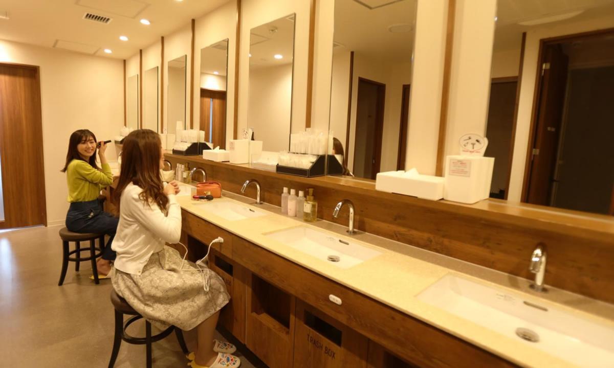 Cabin Inn Kyoto Sanjo Kawaramachi Zewnętrze zdjęcie